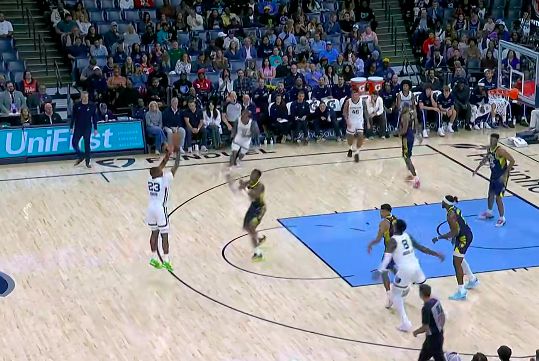Coward scored 15 points on 5-of-6 shooting in the third quarter. The Grizzlies led the Pacers with 43 points in the quarter and 19 points.