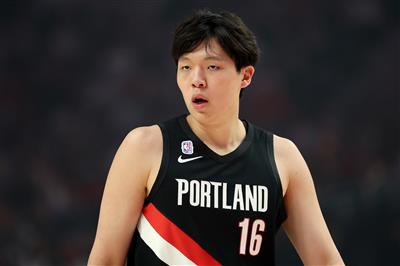Media person: The better the Trail Blazers' small lineup performs, the less opportunities Yang Hansen will have