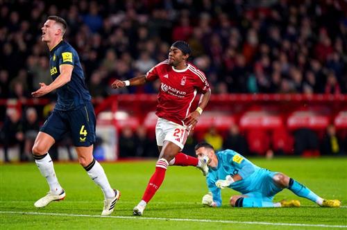 Nottingham Forest vs Newcastle United