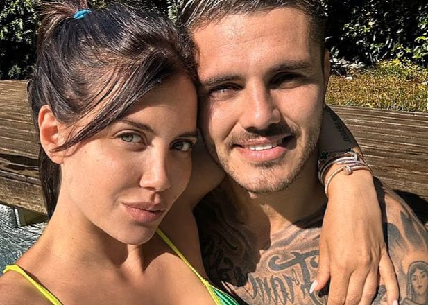 Wanda: The rumors on the Internet that I sent ambiguous text messages to Enzo are all fake. This is the trouble of celebrities.