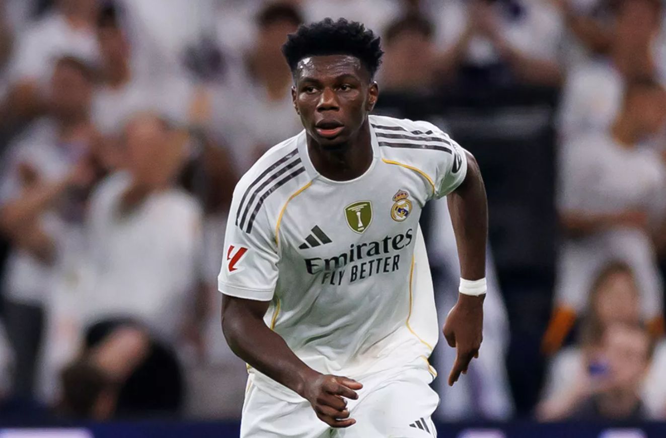 Real Madrid official: Chuameni has strained the semitendinosus in his left leg; reports say he may be absent for three weeks