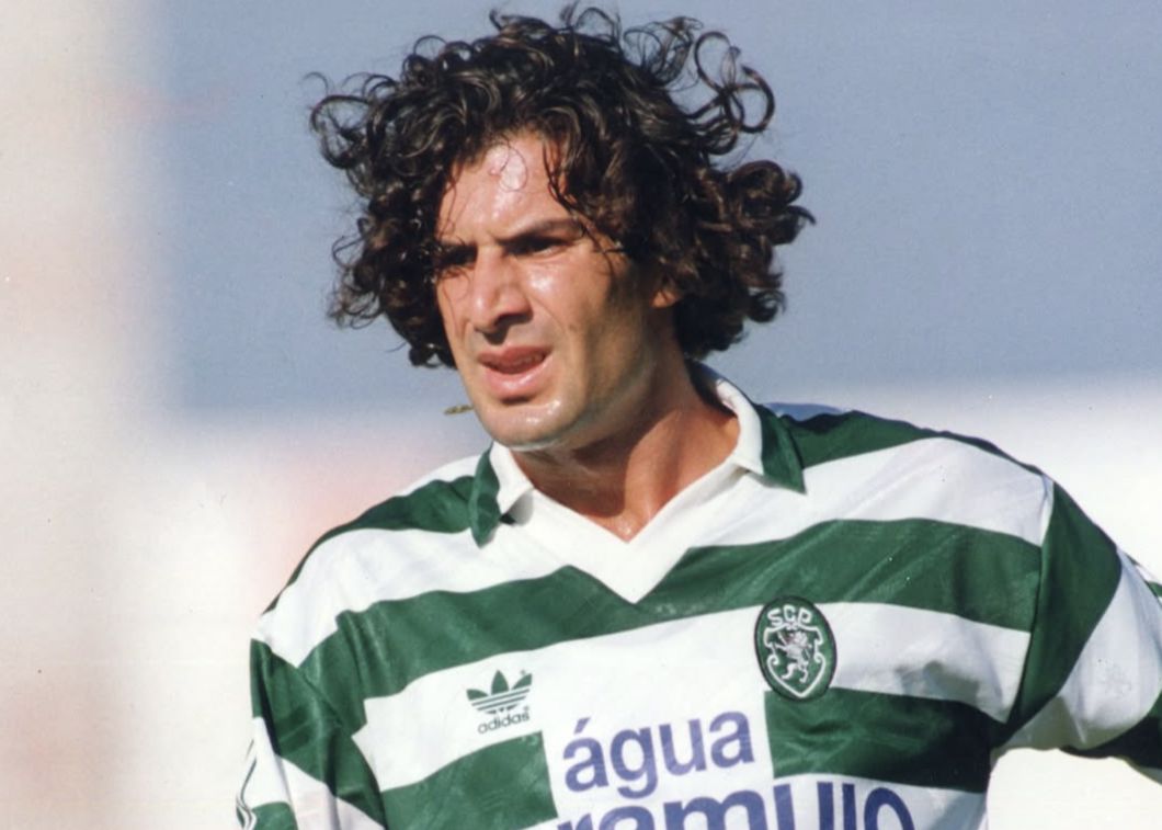 Portuguese media: Portuguese sports social media posted a message to celebrate Figo’s birthday, who then had a fierce altercation with fans.