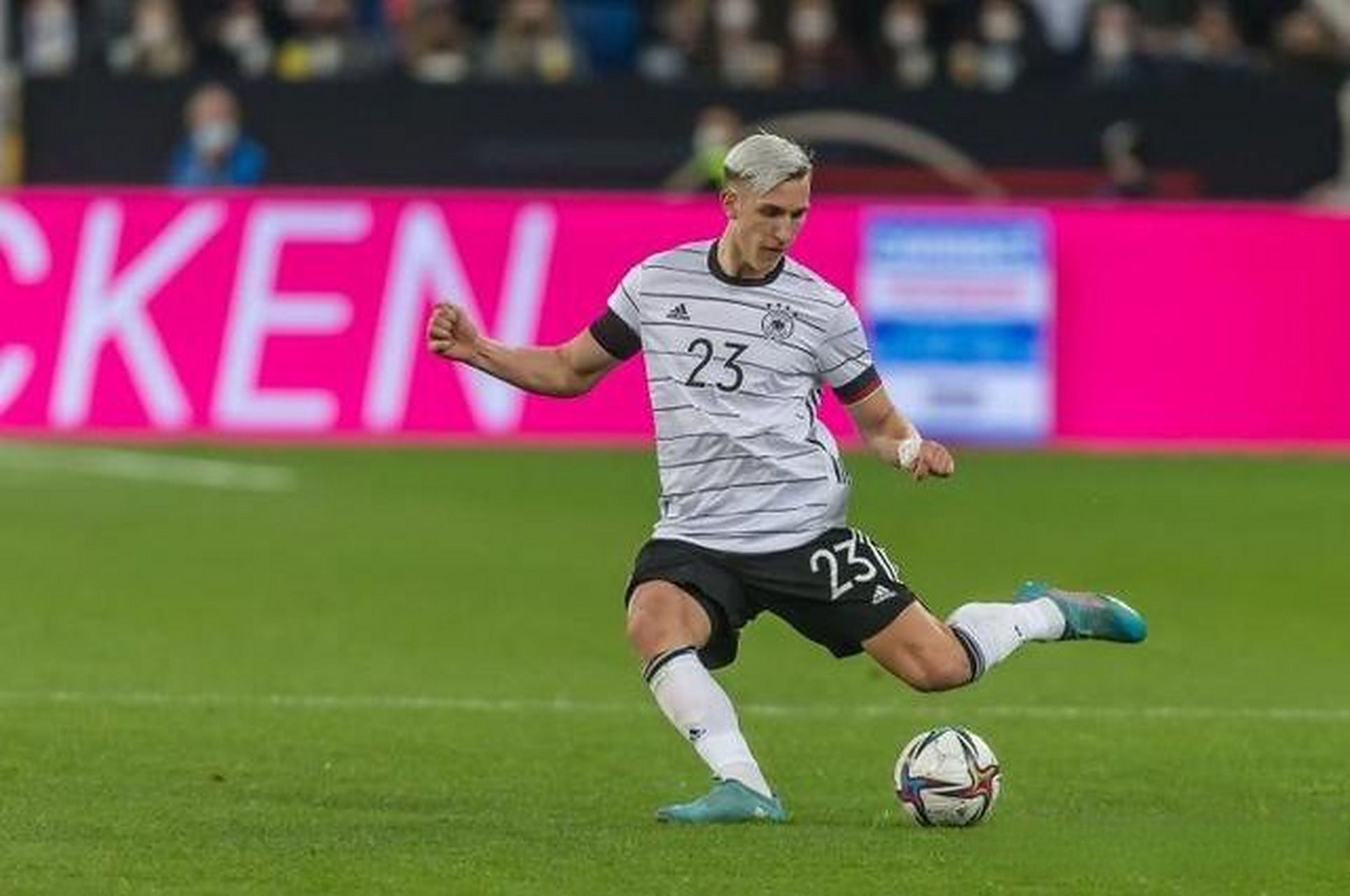 De Sky: Schlotterbeck has expectations of playing against Slovakia, but Kimmich is not optimistic
